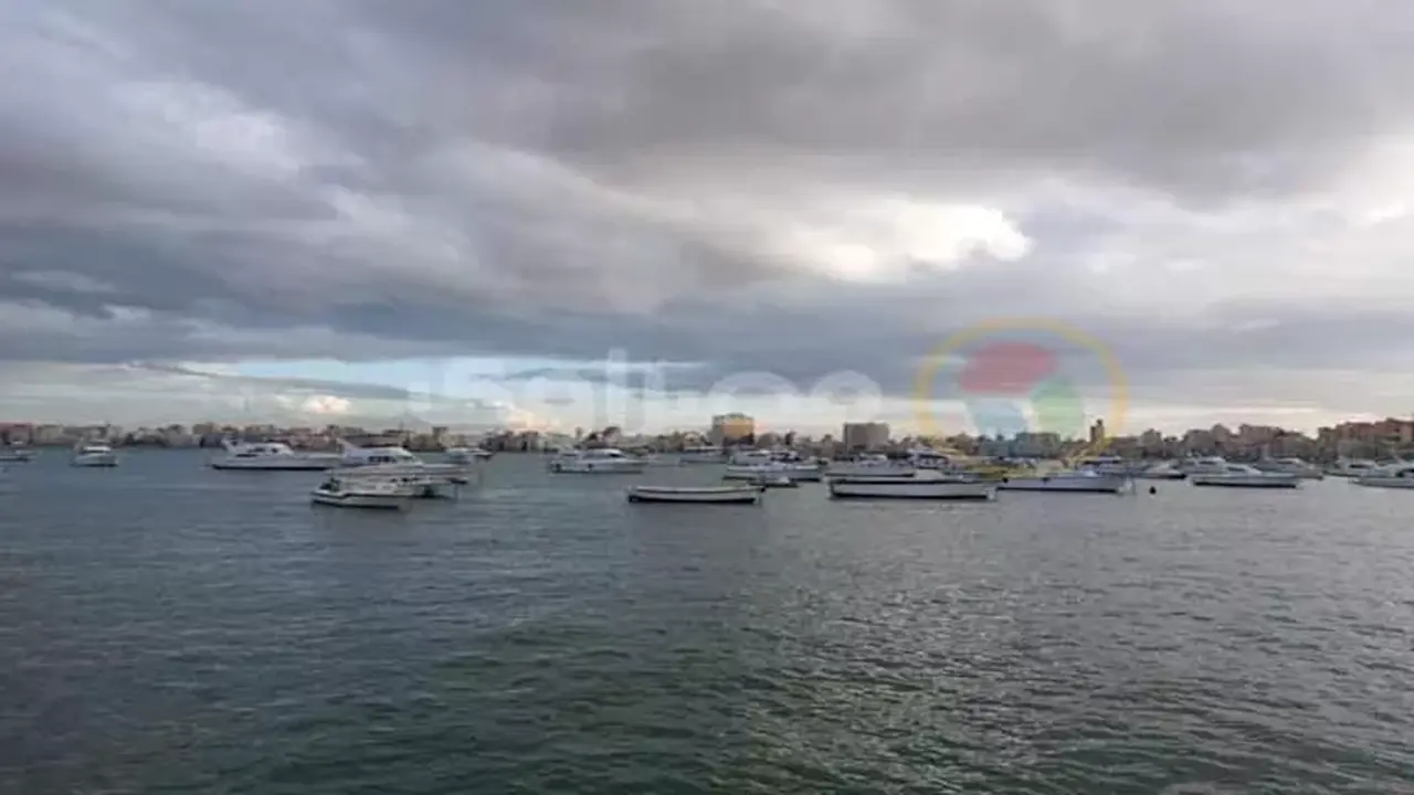 الأرصاد الجوية تنذر بتقلبات جوية حادة وأمطار ورياح مثيرة للأتربة قريبا